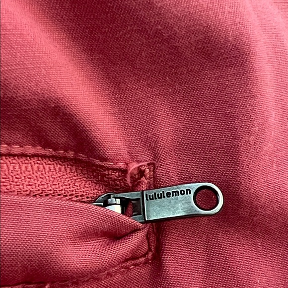 lululemon athletica Men 34” Shorts - salmon pink mauve - Picture 11 of 13